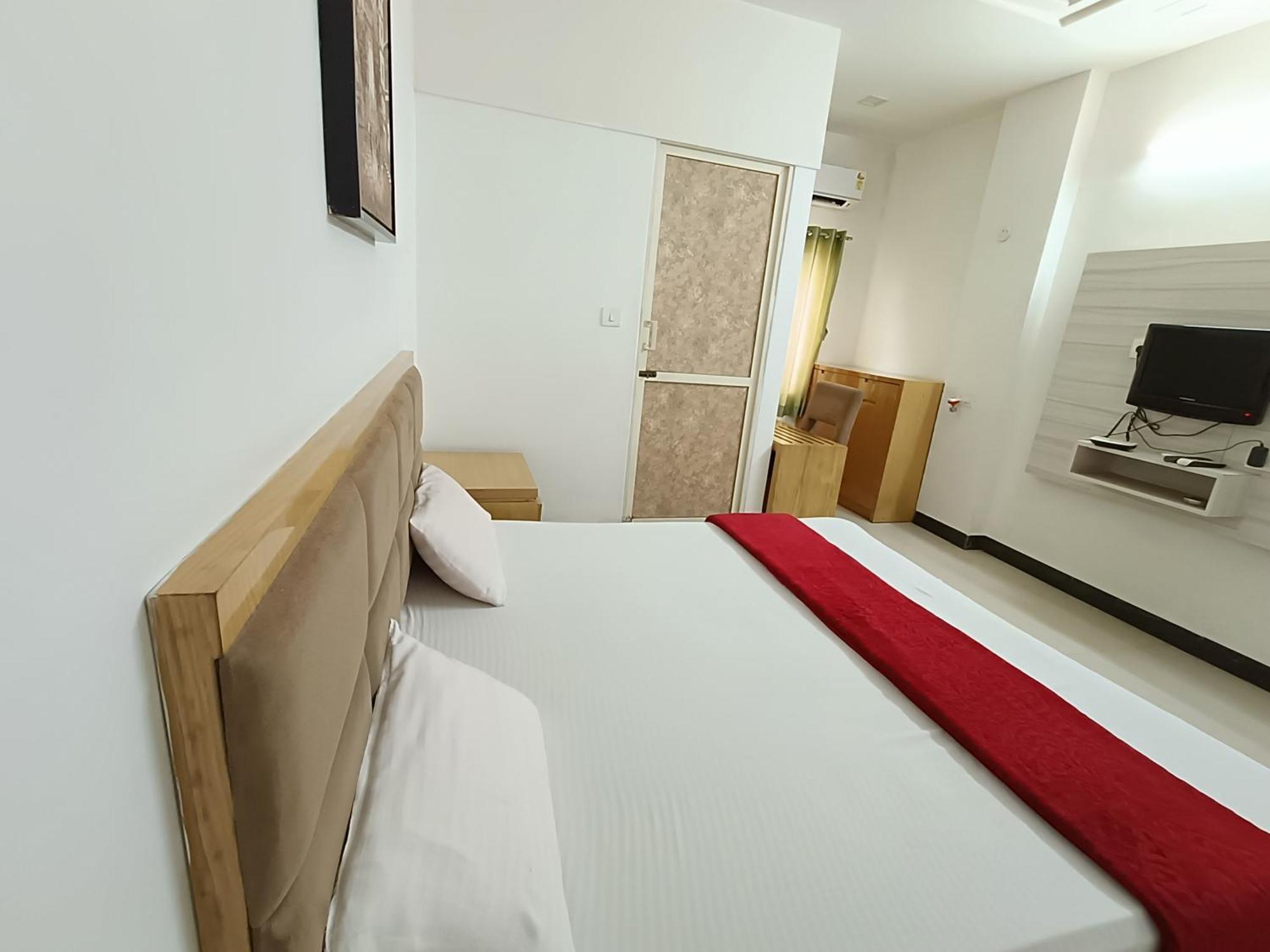 בהוי Stay Guru Usha Residency מראה חיצוני תמונה
