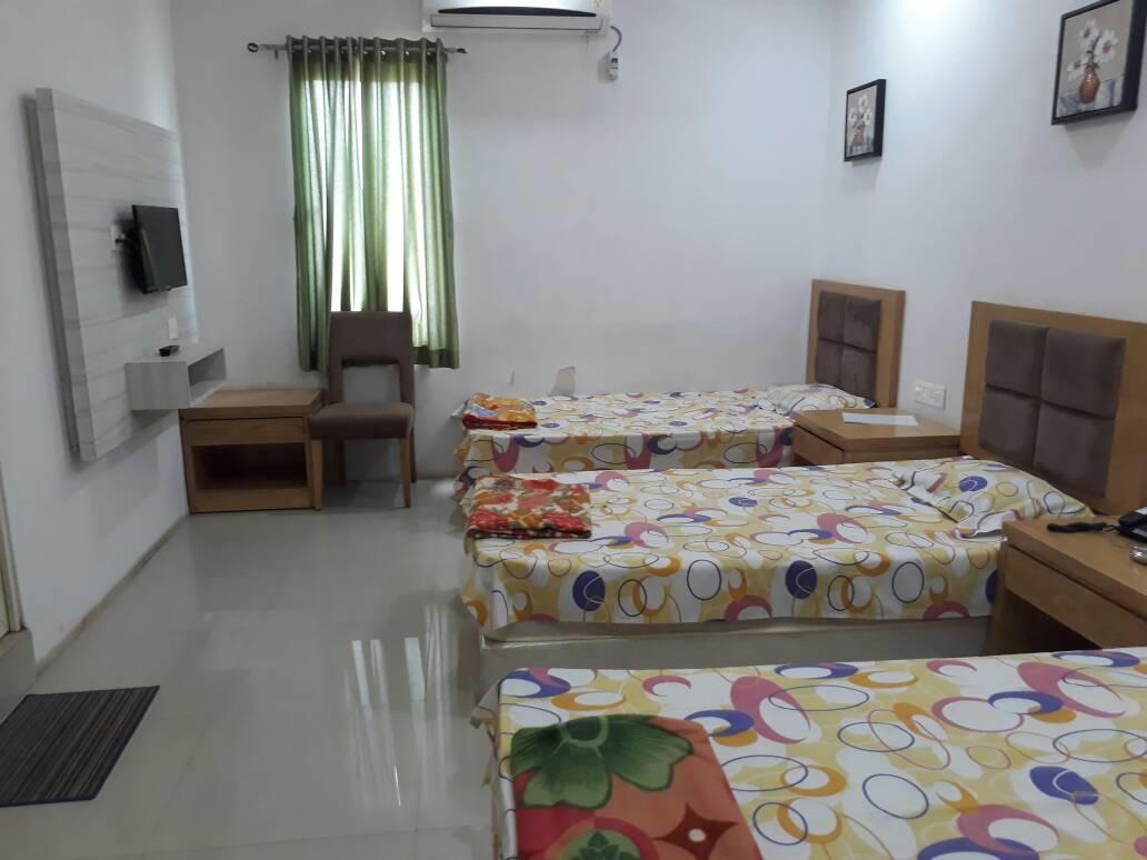 בהוי Stay Guru Usha Residency מראה חיצוני תמונה